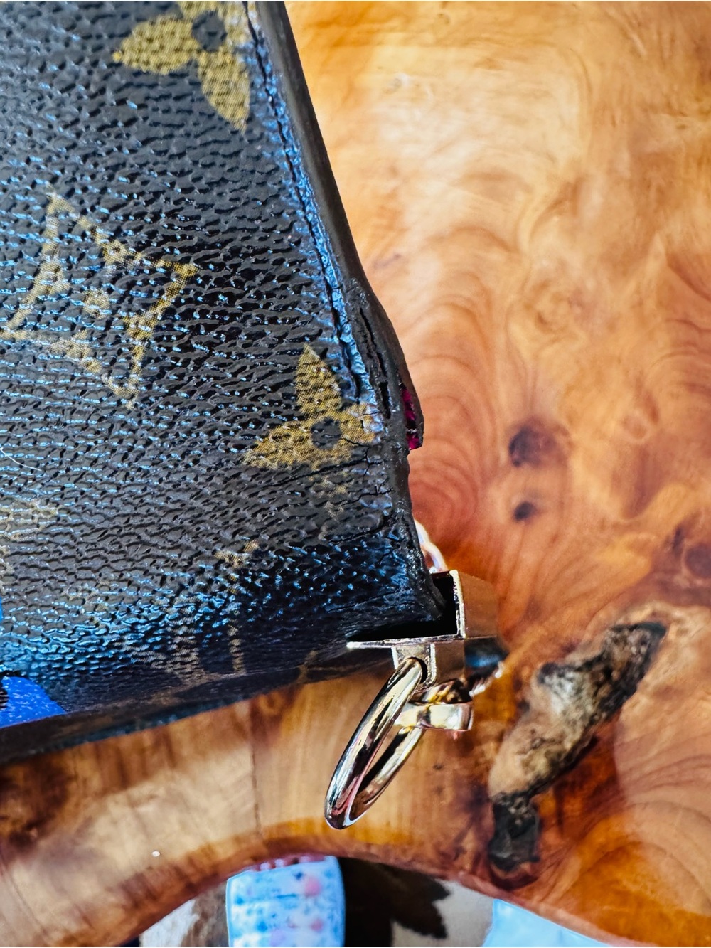 Louis Vuitton
2009  LV Monogram Insolite Wallet reinvented Crossbody vintage - Picture 14 of 16